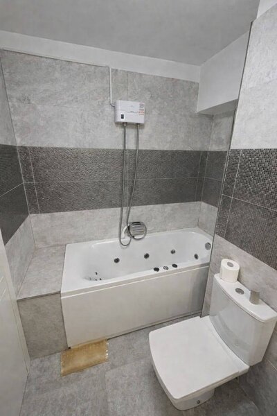 Unirii, Rond Alba Iulia, apartament 3 camere 83,2 mp, 2 bai, mobilat si ut